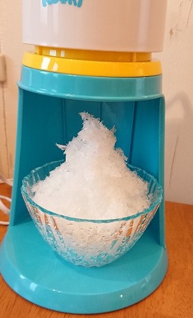 ハピコオリ電動製氷カップ1個分